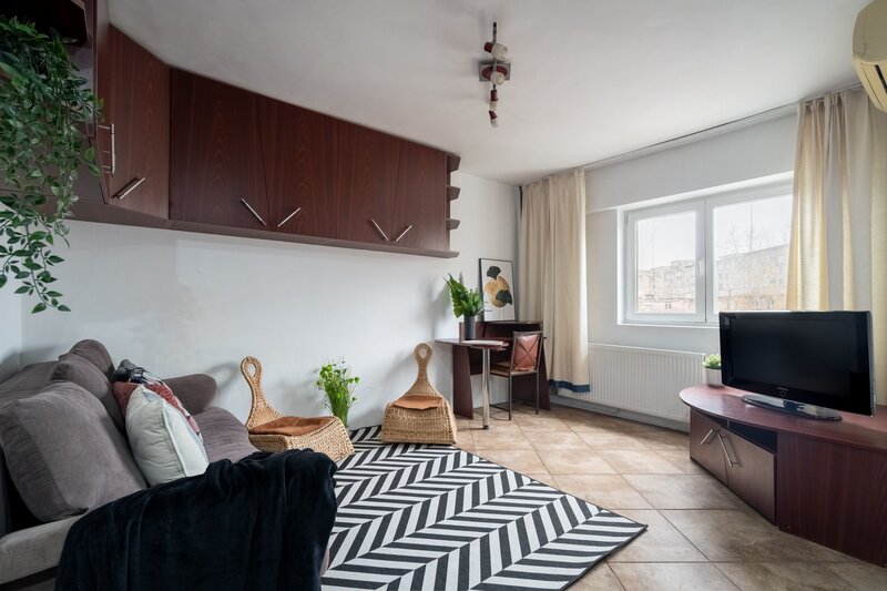 Crangasi, str. Padureni, comision 0%, garsoniera.