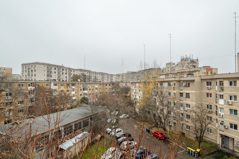 Crangasi, str. Padureni, comision 0%, garsoniera.